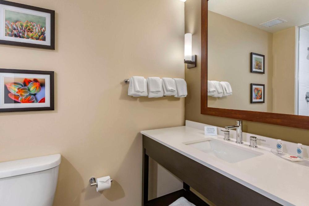Superior Queen Suite with Two Queen Beds - Non Smoking interior